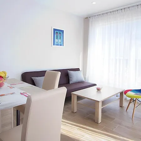 Palace 2 Taraca דירה *