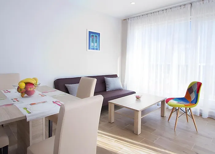 Palace 2 Taraca דירה *